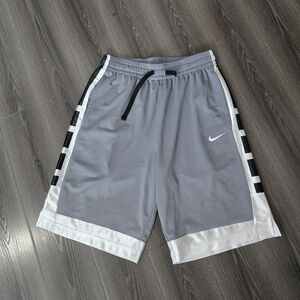 Nike Men's Gray Athletic Shorts